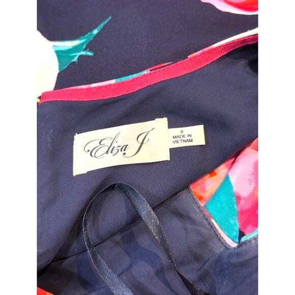 Eliza J. Sleeveless Scuba Floral Mini Dress in Navy and Pink – Size 6 - Picture 6 of 7